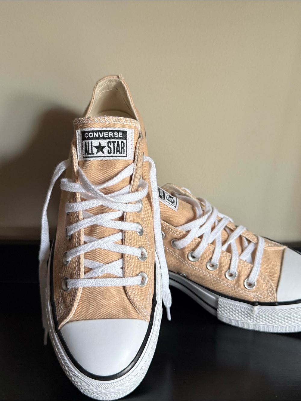 Converse Chuck Taylor All Star Lift Platform Sneakers Women’s 7 Beige